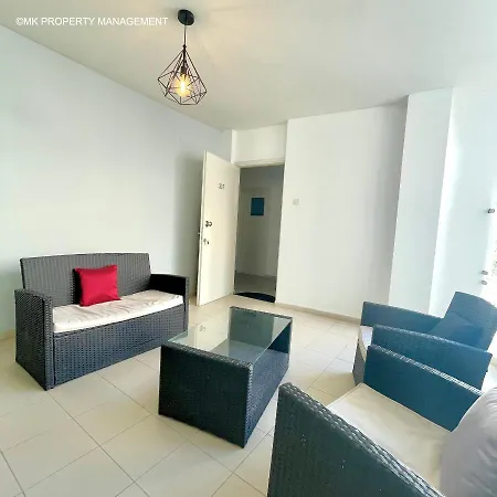 Flats Apt.c307 דירה לרנקה