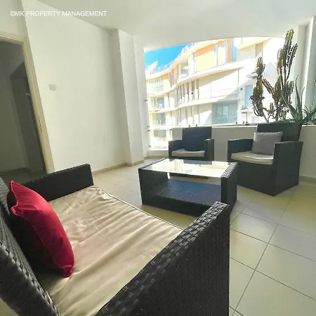 Flats Apt.c307 דירה *